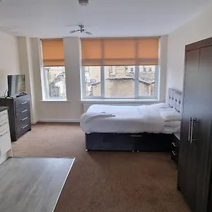  Guest house Penthouse In United Kingdom