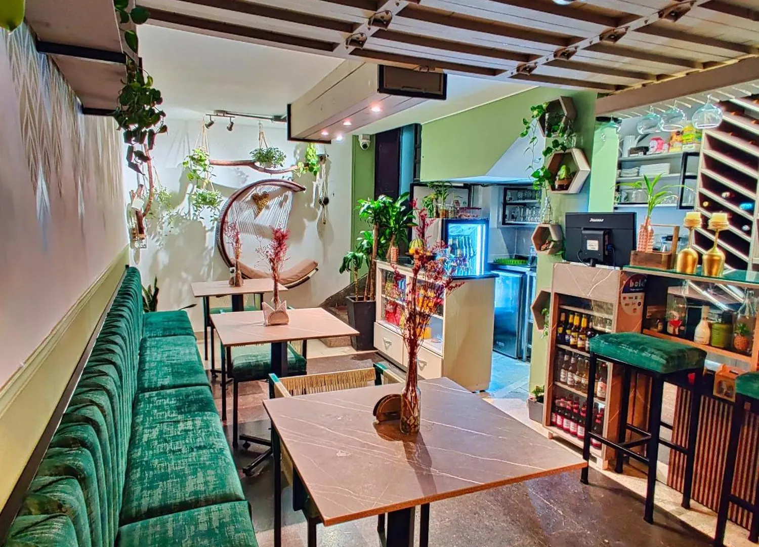 Lady Mom Hostal Medellin 0*,  Colombia