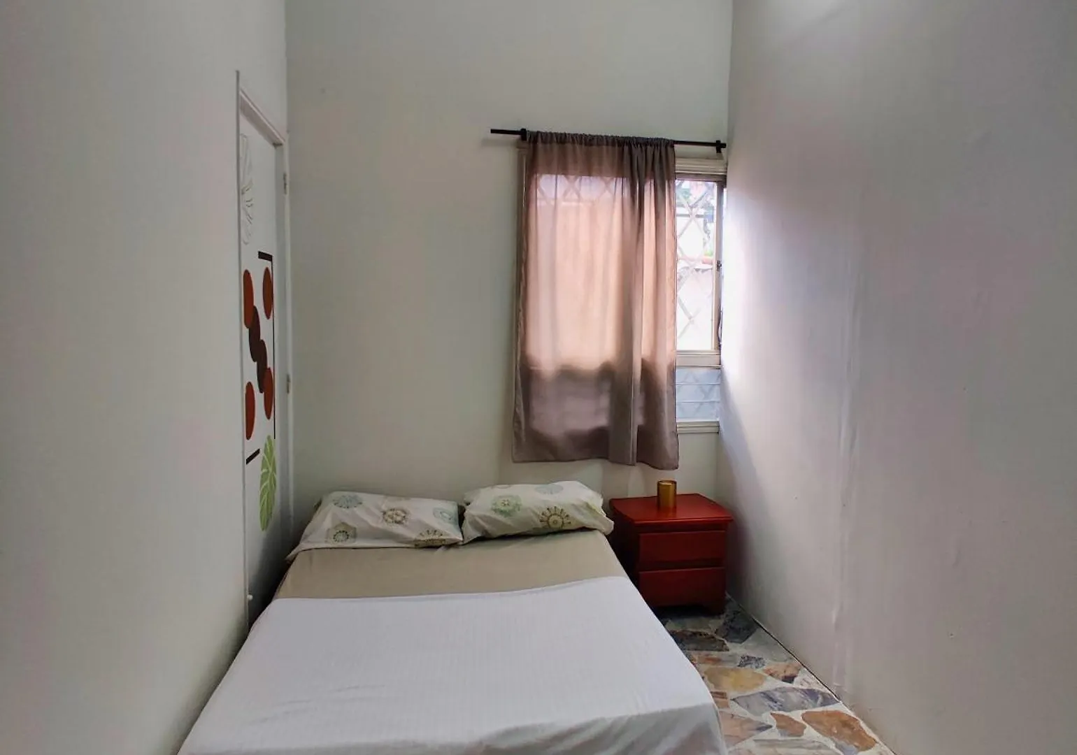 Guest house Lady Mom Hostal Medellin